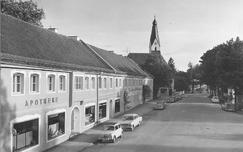 avs-roemer-pullach-kirchplatz