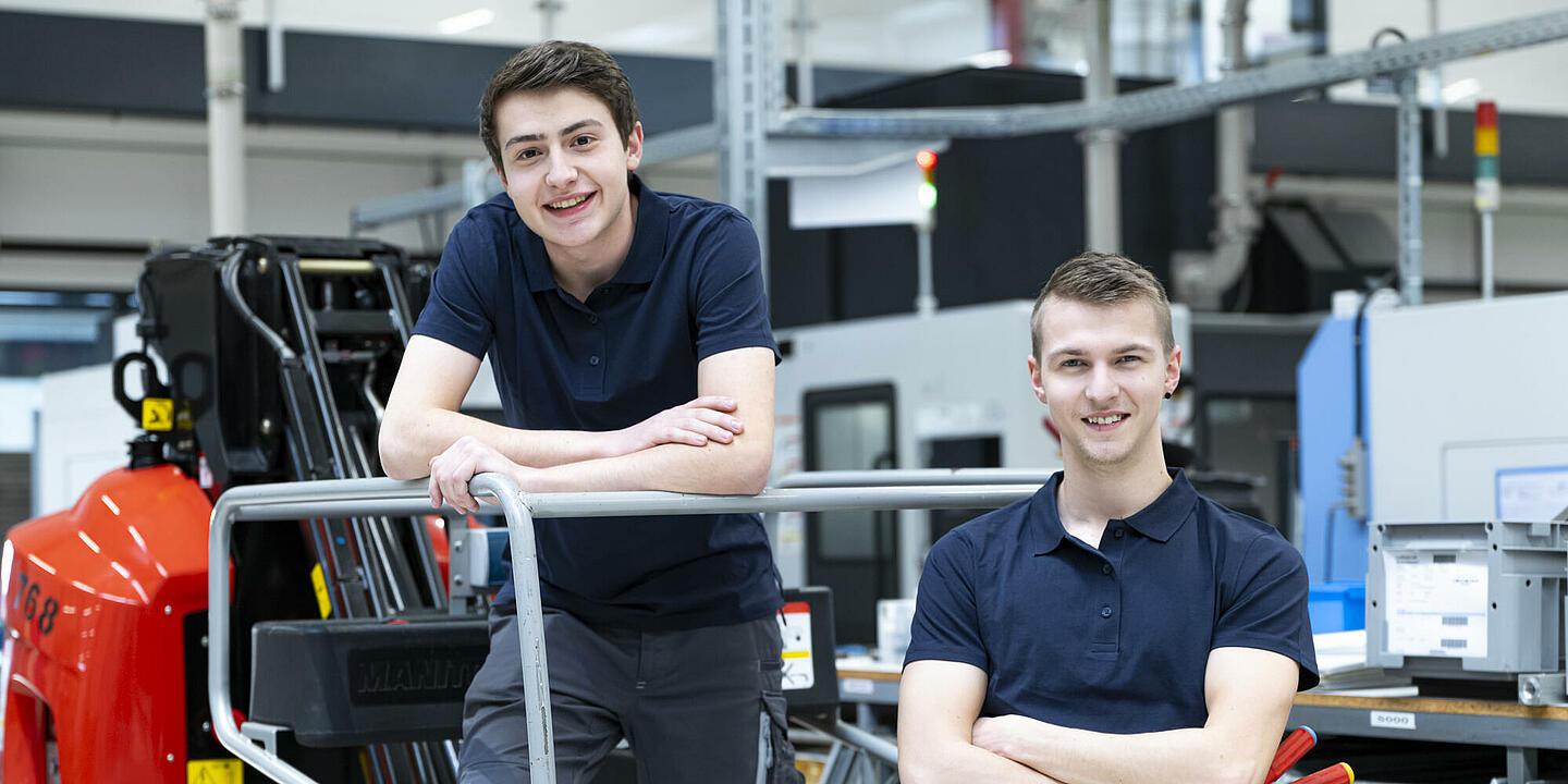 Duale Studenten und Auszubildende bei AVS Römer
